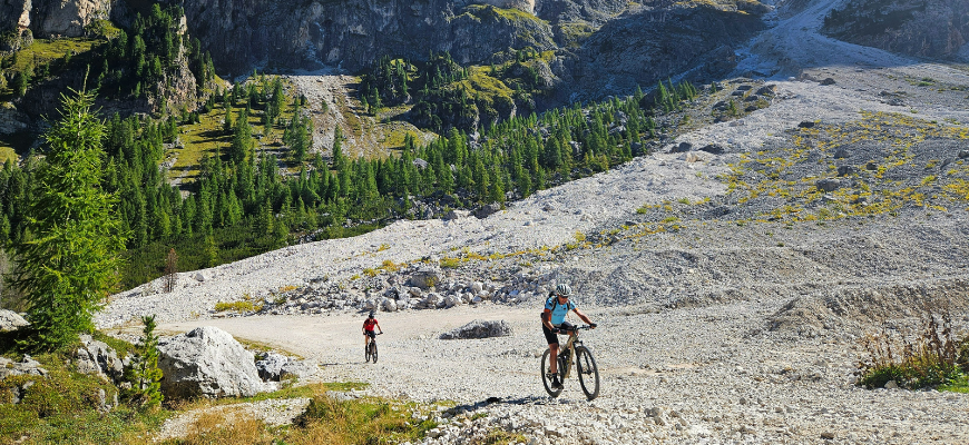 Twee MTB'ers tijdens de TA Brennerkam-Levico