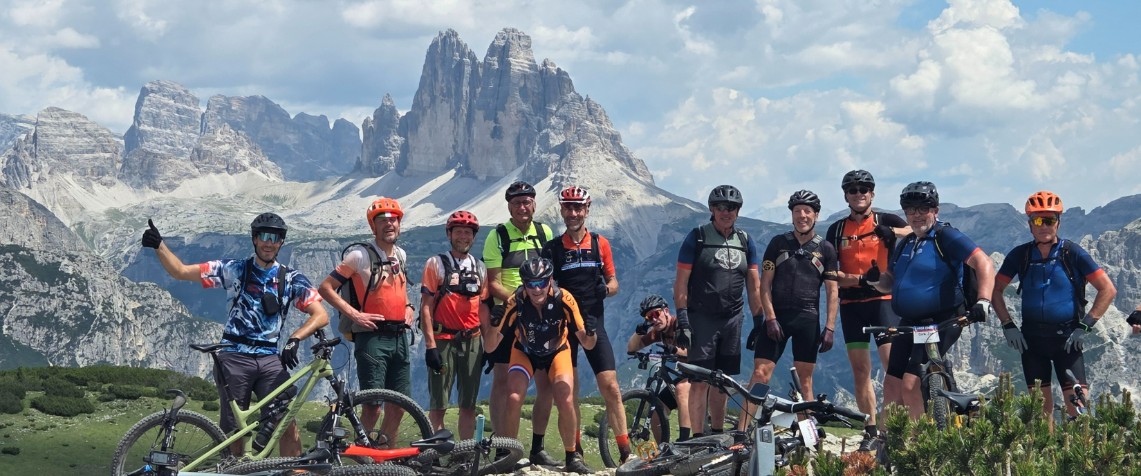 Groepsfoto voor de Tre Cime