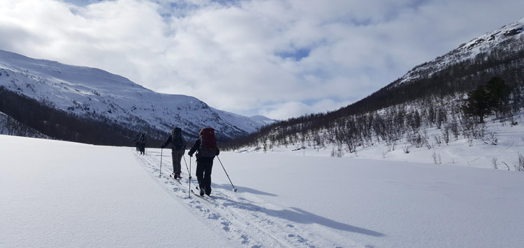 Toerlanglaufen-backcountry-toerskien-vakantie-hutten-tocht-scandinavie