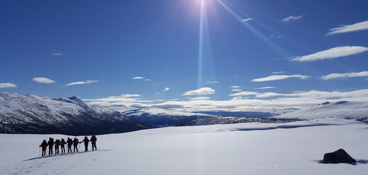 Toerlanglaufen-backcountry-toerskien-vakantie-hutten-tocht-scandinavie