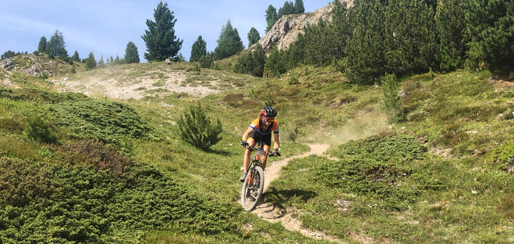 mountainbike-reis-transalp-ischgl-st-moritz-engadin