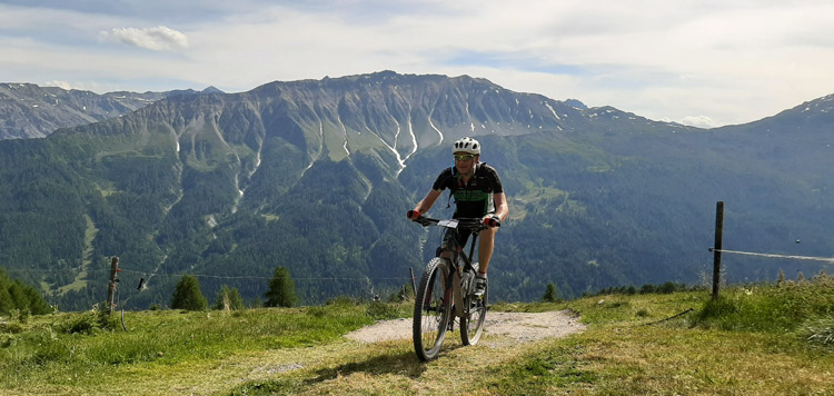 mountainbike-reis-transalp-ischgl-st-moritz-engadin