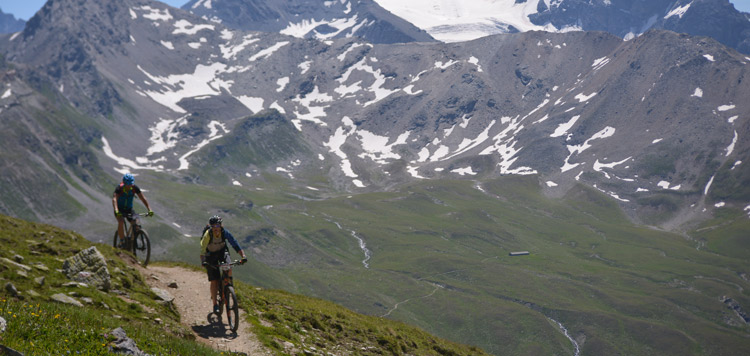 mountainbike-reis-transalp-ischgl-st-moritz-engadin