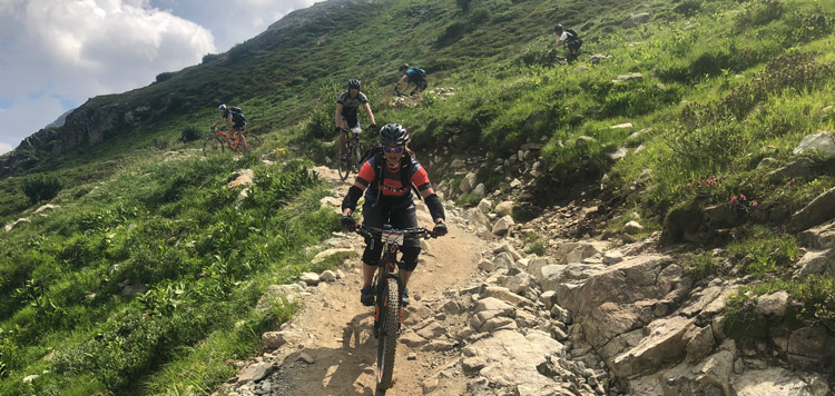 mountainbike-reis-transalp-ischgl-st-moritz-engadin