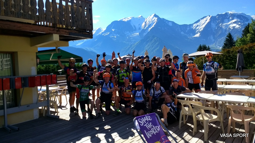 MTB'en rondom de hoogste berg van de Alpen, de Mont Blanc