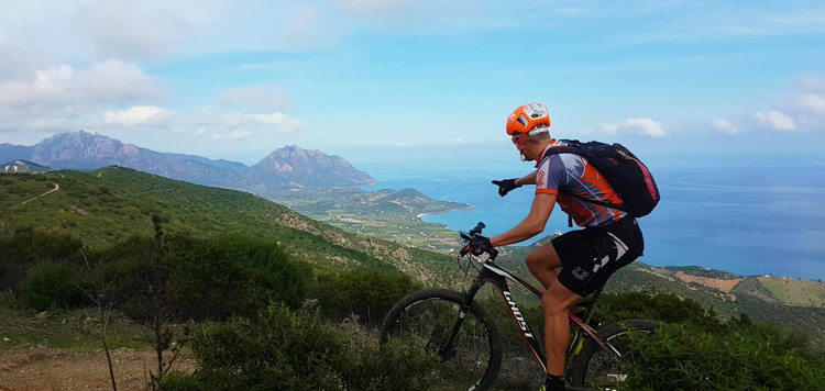 Mountainbiken mtb sardinie reis vakantie tocht routes