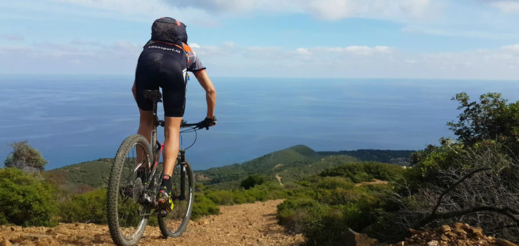 Mountainbiken mtb sardinie reis vakantie tocht routes