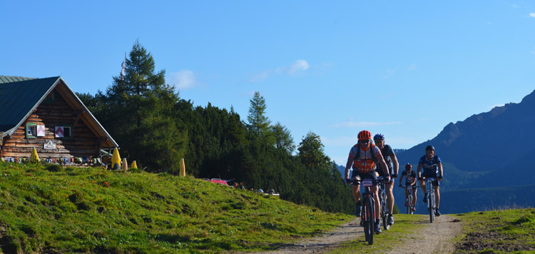 mtb tocht met hutten overnachtingen transalp