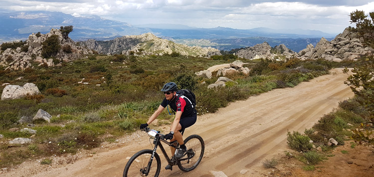 mtb-reis-vakantie-sardinie-mountainbike-routes