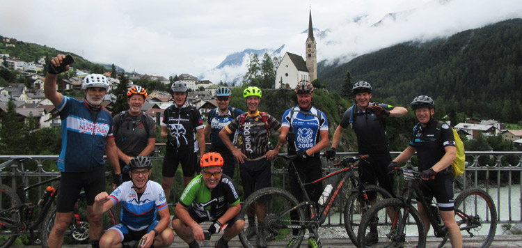 mtb-transalp-tocht-engadin-panorama-ischgl-moritz