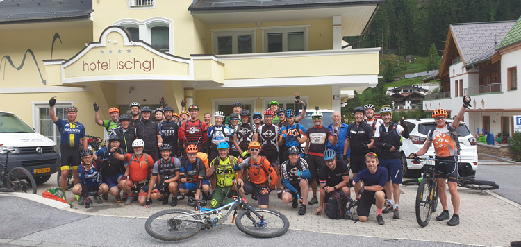 mtb-transalp-tocht-engadin-panorama-ischgl-moritz