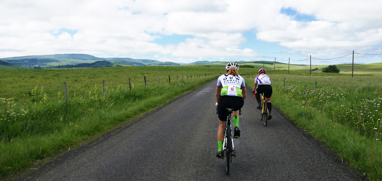 racefiets reis auvergne frankrijk