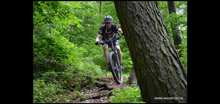 Eén van de prachtige trails tijdens de Eifel Moezel Trekking