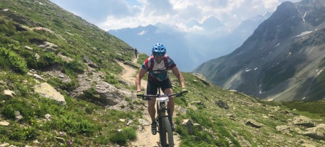 mountainbike-reis-transalp-ischgl-st-moritz-engadin