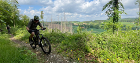 Twee mountainbikers op de Tecklenburg trails